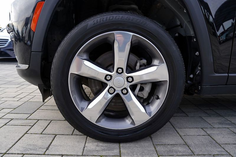 Jeep Grand Cherokee 3.6i V6 Long Limited,4x4,300PS - fotka 15 z 50