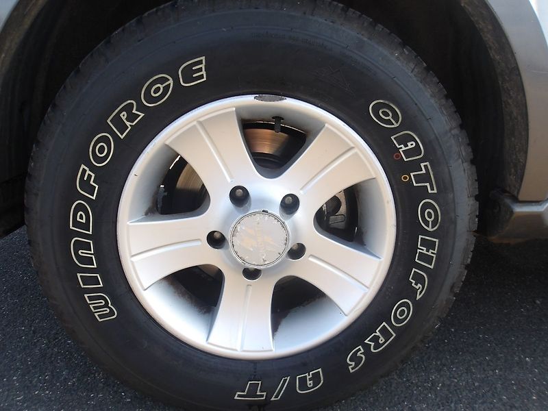 Kia Sorento 2,5CRDi 4x4 NOVÁ RAMENA +PNEU - fotka 8 z 31