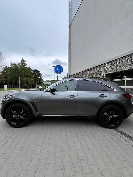 Infiniti QX70 (2015) Prodám velmi zachovalé a pravi - fotka 3 z 28