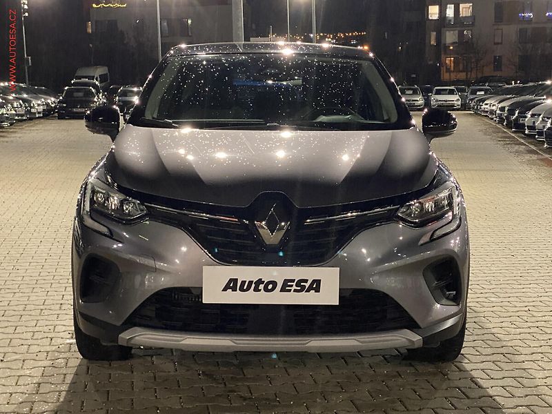 Renault Captur (2021) 1.0TCe, Experience, navi - fotka 2 z 19