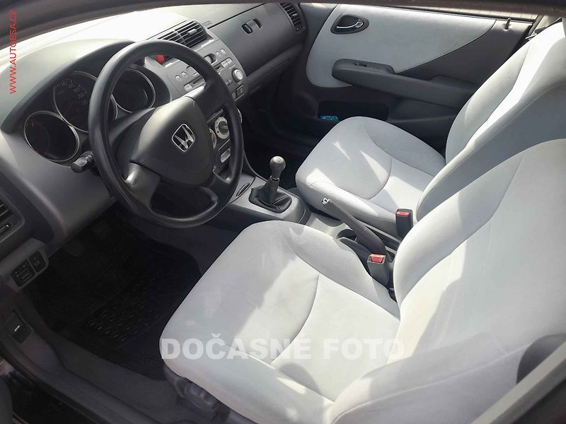 Honda City (2006) 1.4, 2.maj,ČR, AC - fotka 3 z 3