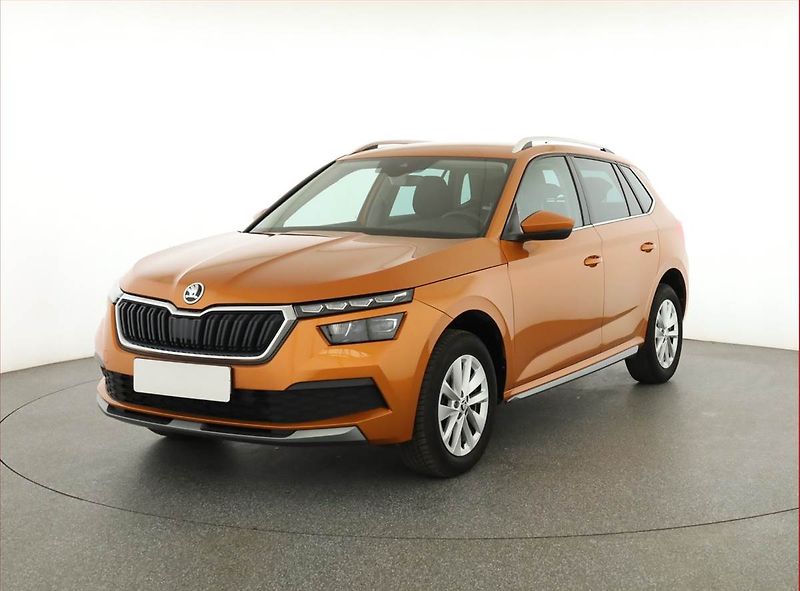 Škoda Kamiq (2023) Style 1.0 TSI - fotka 2 z 18