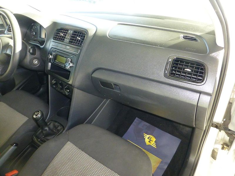 Volkswagen Polo (2011) 1,2TDI***KLIMATIZACE**5DV** - fotka 17 z 22