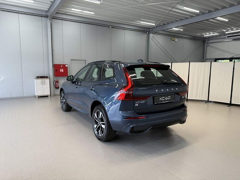 Volvo XC60 (2026) B5 2.0L 250+14 HP AT8 FWD PLUS - fotka 3 z 26
