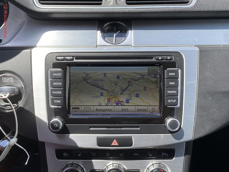 Volkswagen Passat (2014) 2.0 TDi 4x4, Highline, bixen - fotka 16 z 17
