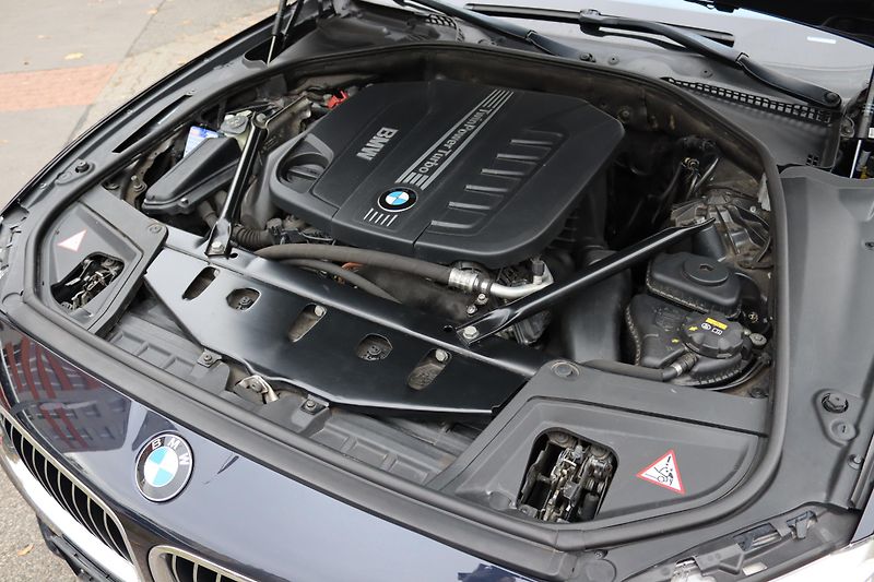 BMW Řada 5 - fotka 59 z 61
