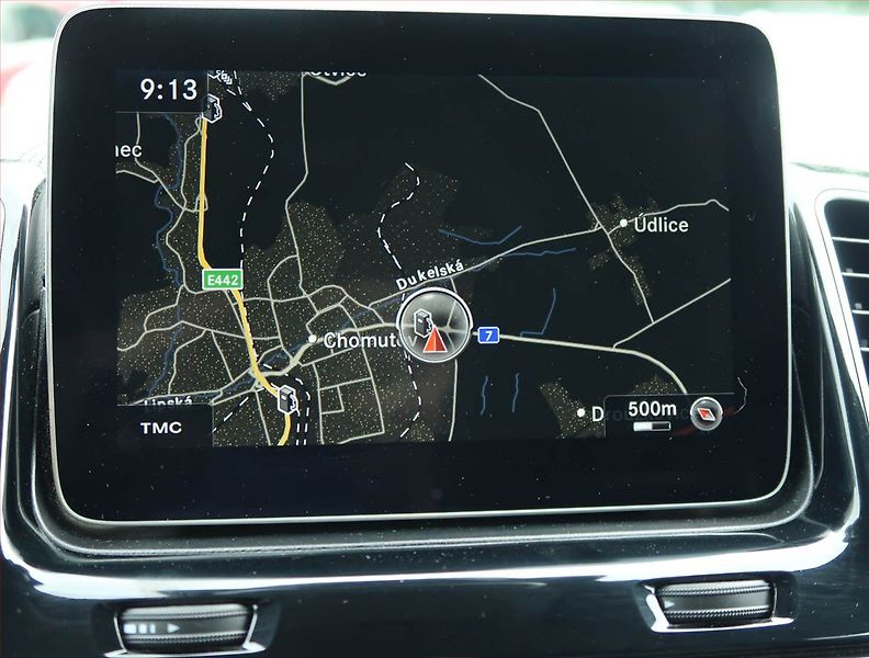 Mercedes-Benz GLE (2018) 350 d 4MATIC - fotka 16 z 17