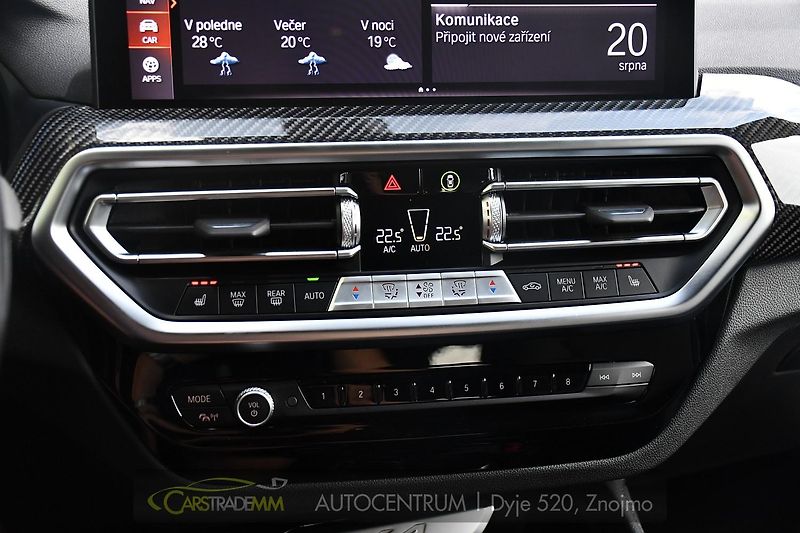 BMW X4 xD30d M-SPORT NTOP TAŽNÉ ČR 1M - fotka 32 z 54