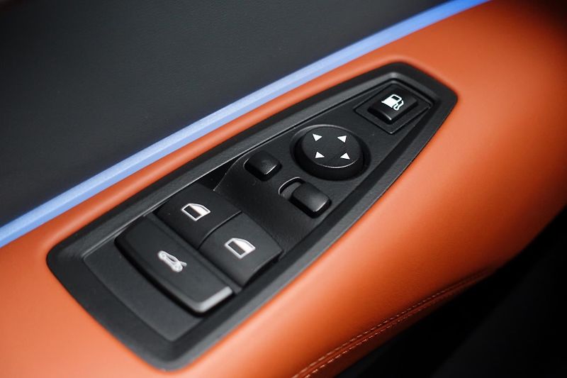 BMW i8 Coupe, Facelift, Lasery - fotka 25 z 31