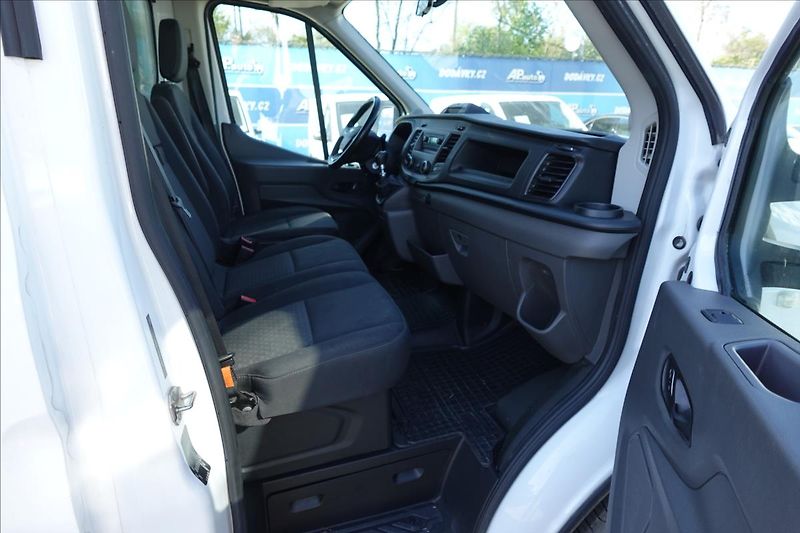 Ford Transit 2,0 TDCi  SKŘÍŇ KLIMA - fotka 15 z 33
