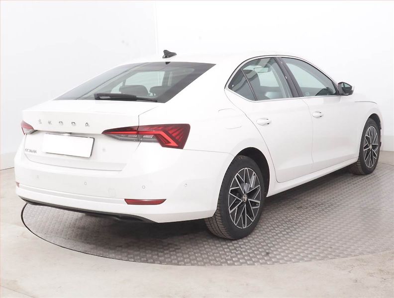 Škoda Octavia (2020) Style 2.0 TDI, ČR,1.maj, Navi - fotka 5 z 16