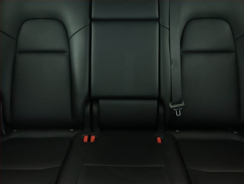 Tesla Model Y (2022) Long Range AWD 79kWh, SoH 91% - fotka 10 z 23