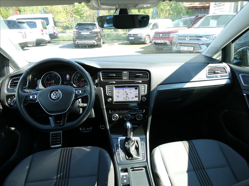 Volkswagen Golf 1,6 TDi 81kW DSG ALLSTAR,2xkol - fotka 31 z 50