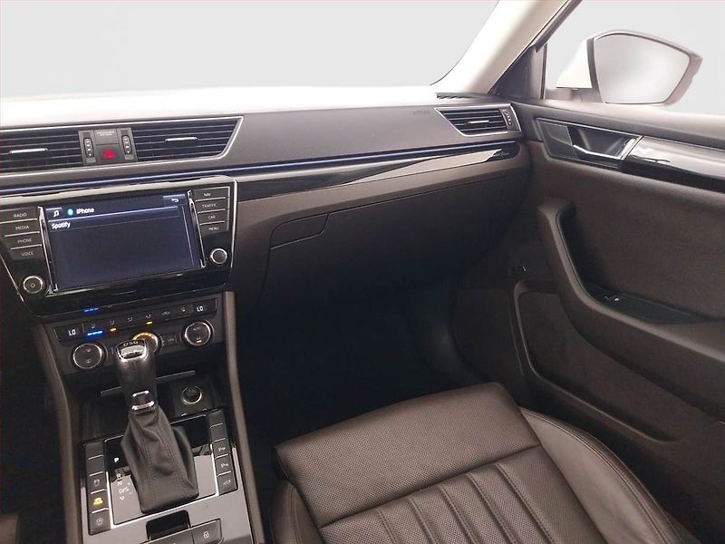 Škoda Superb (2016) Laurin&Klement 2.0 TDI - fotka 8 z 27