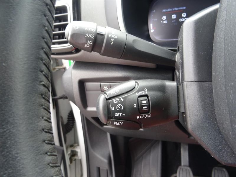 Citroën C5 Aircross 1,2 PT 96 kW, FEEL ,Led, Navi - fotka 30 z 39