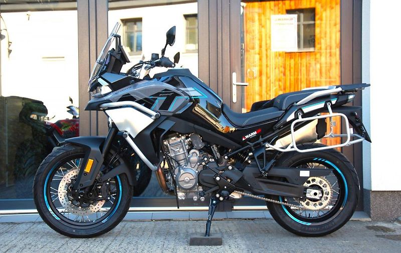 CFMOTO 800 MT (2026) 800MT Sport BLACK - fotka 5 z 20