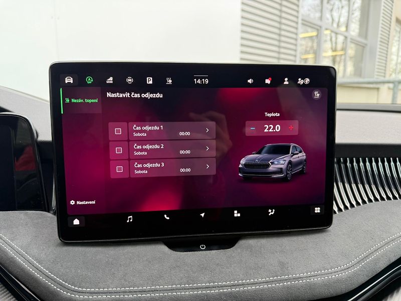 Škoda Superb Sportline 2,0 TDI 142 kW DSG 4 - fotka 14 z 28