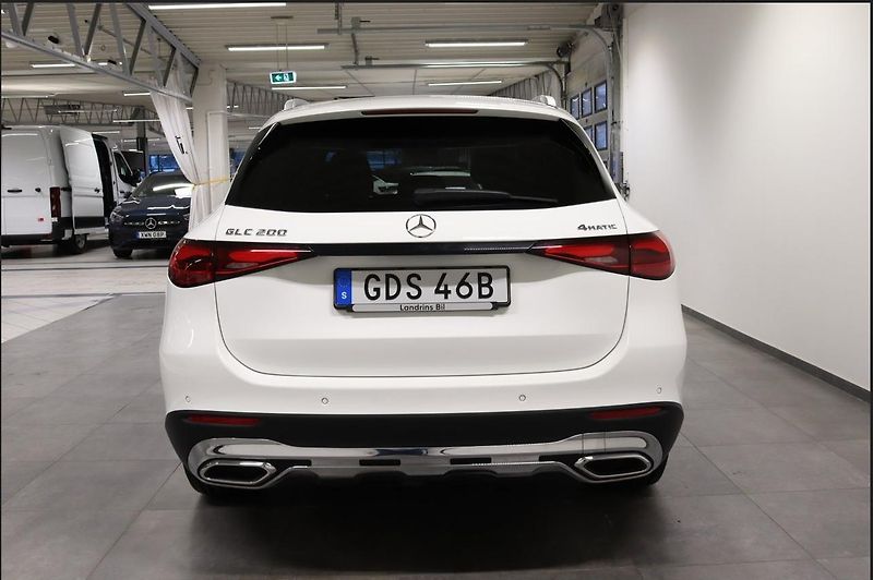 Mercedes-Benz GLC 200 4MATIC Pano - fotka 5 z 20
