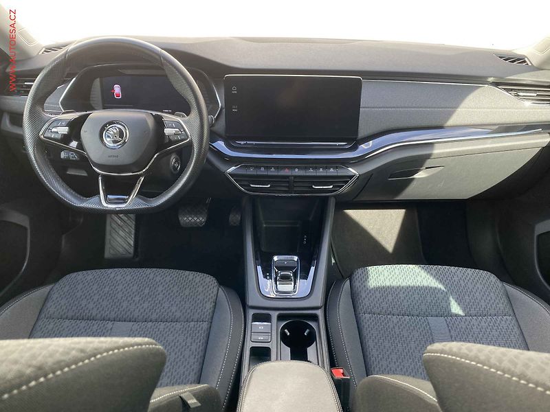 Škoda Octavia (2023) 2.0 TDi, ČR, Style, DSG - fotka 8 z 18