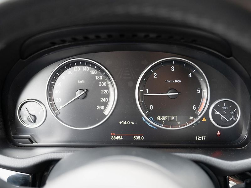 BMW X3 xDrive20d (F25) - fotka 7 z 30