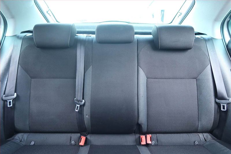 Škoda Rapid (2014) 1.2 TSI, Tempomat - fotka 10 z 20