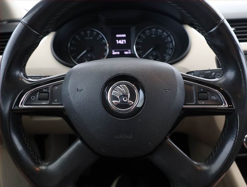 Škoda Octavia (2013) Elegance 2.0 TDI, Serv.kniha - fotka 10 z 14