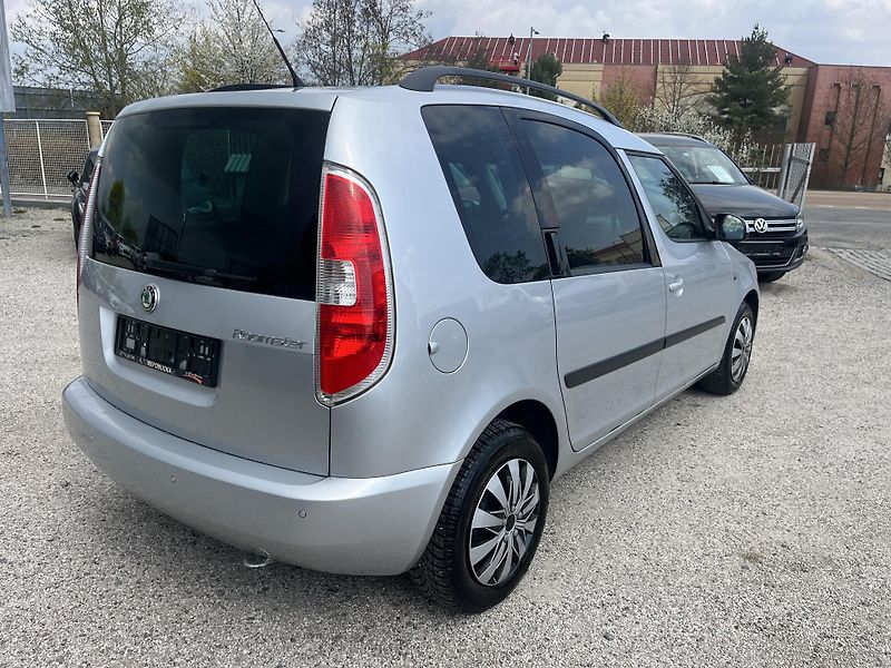 Škoda Roomster (2010) 1.2 51KW 1.MAJITEL 85000KM! - fotka 7 z 36