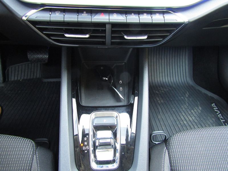 Škoda Octavia (2022) 2.0 TDI 85kW DSG  TOP QUALITY - fotka 38 z 45
