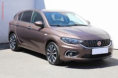 Fiat Tipo (2017) 1.4 T-JET, Lounge, navi - fotografie inzerátu