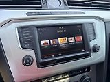 Volkswagen Passat 2.0TDI 110KW MANUAL PANORAMA - náhled 23