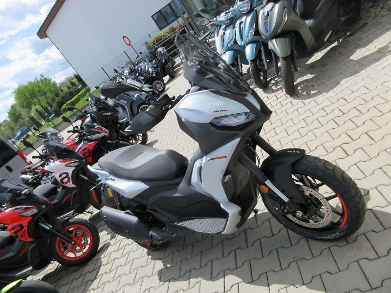 Aprilia (2026) SR GT 400 - fotka 5 z 14