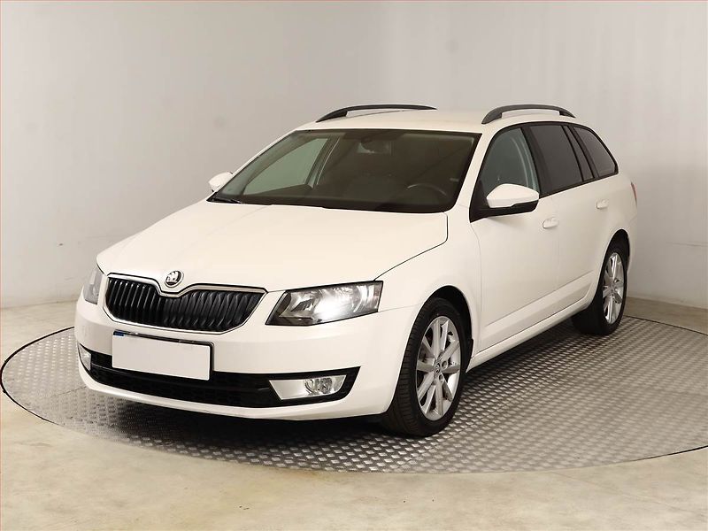 Škoda Octavia (2014) Ambition 1.6 TDI, Automat - fotka 2 z 15