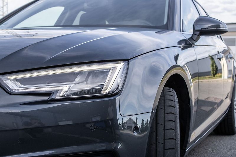 Audi A4 - fotka 9 z 26