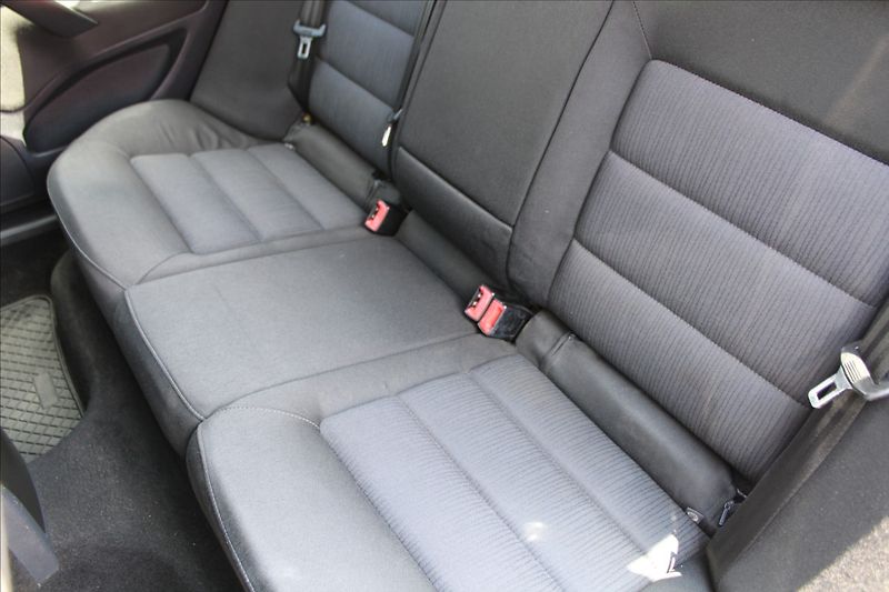 Škoda Octavia 1,6 MPI  TAŽNÉ,ELEGANCE - fotka 23 z 28