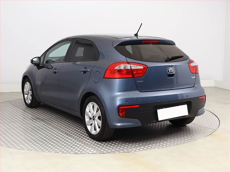 Kia Rio (2016) 1.25 CVVT, Serv.kniha - fotka 4 z 13