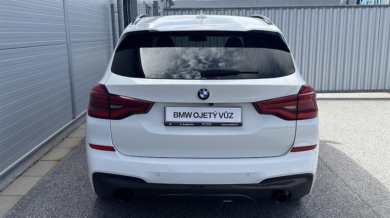 BMW X3 xDrive30d Mpaket - fotka 7 z 12