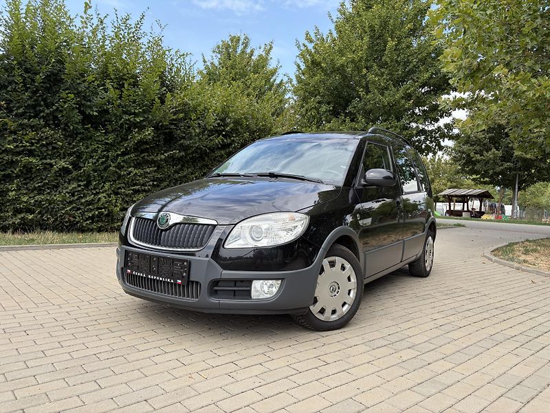 Škoda Roomster 1.6 Scout Plus Edition - fotka 1 z 32
