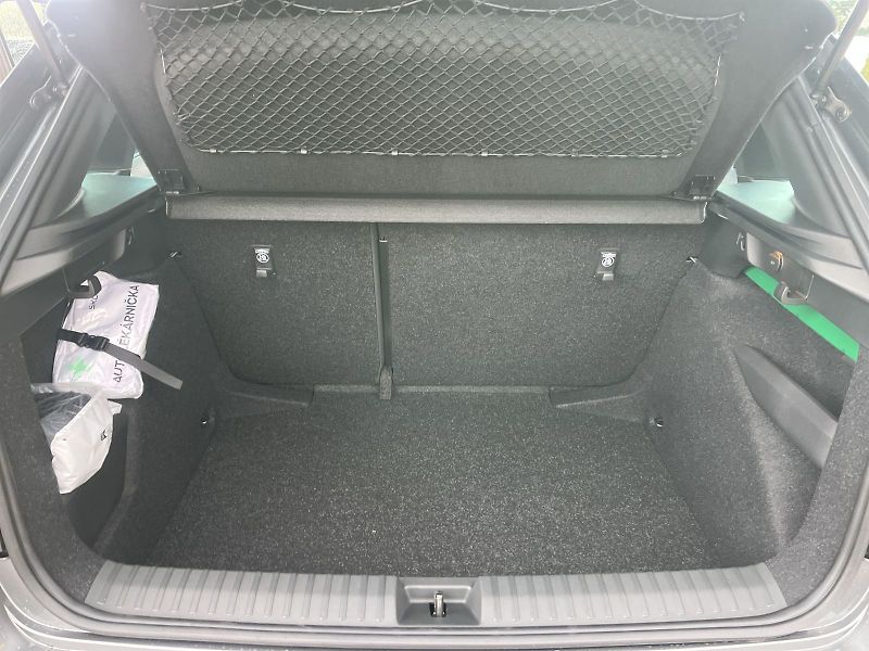 Škoda Kamiq (2026) 1.0 TSI 85 KW DSG Monte Carlo - fotka 27 z 27