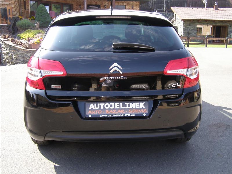 Citroën C4 1,6   po STK  nove pneu - fotka 4 z 31