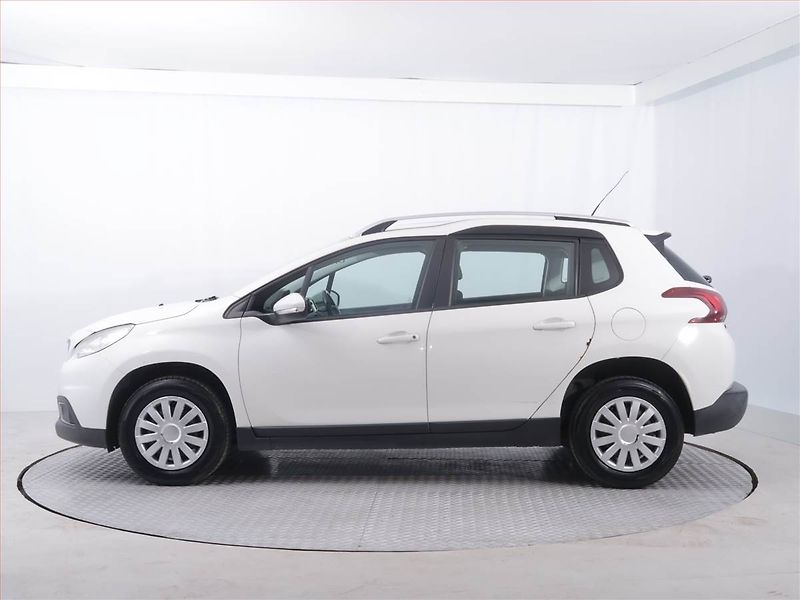 Peugeot 2008 (2017) Active 1.6 BlueHDi, Serv.kniha - fotka 3 z 16