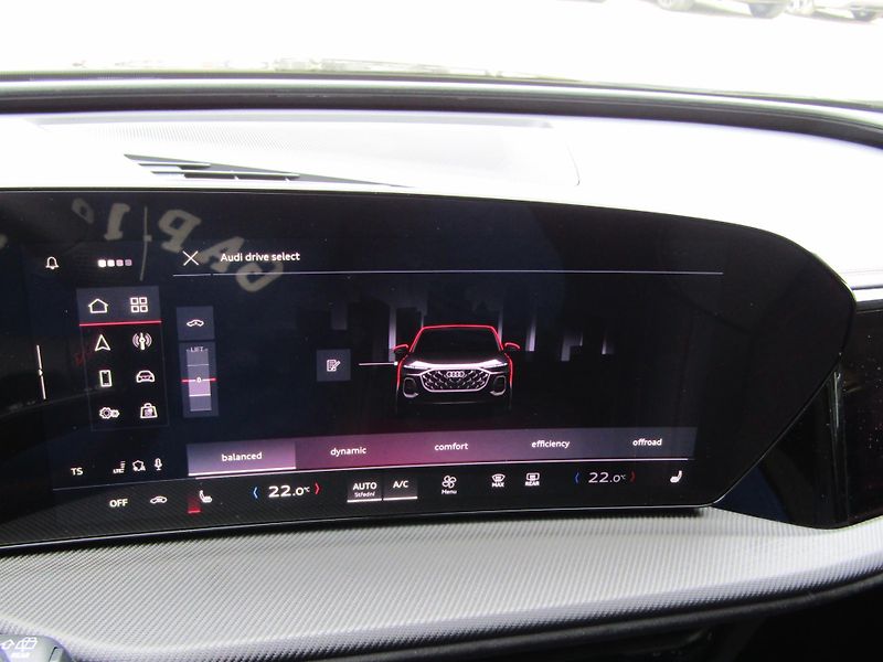 Audi Q5 (2025) 2,0 TDI quattro - fotka 29 z 30