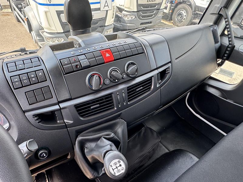 Iveco (2026) EUROCARGO 180-250HÁK 1000-1570 - fotka 23 z 28