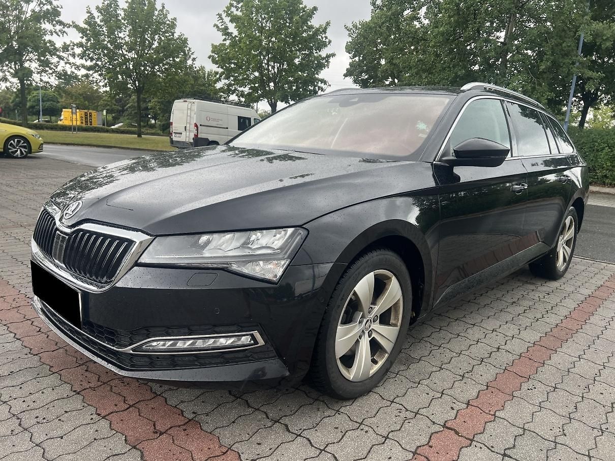 Škoda Superb 2.0TDI 110kW DSG Style Plus