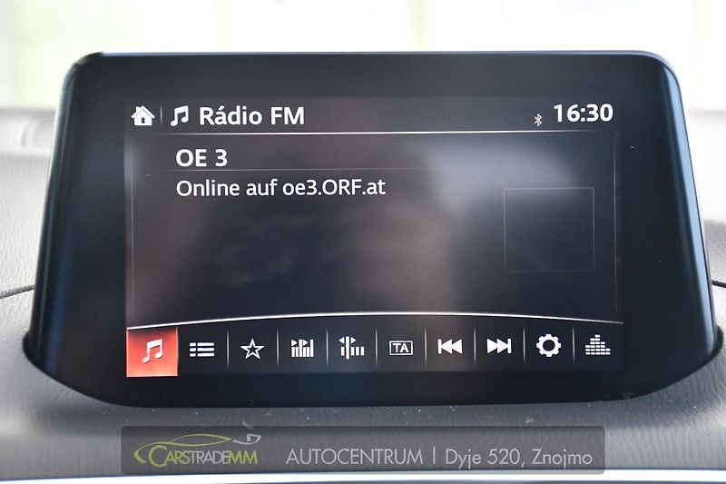 Mazda 3 2.0i G120 REVOLUTION HUD BOSE - fotka 40 z 52