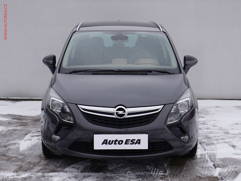 Opel Zafira (2012) 1.4T, Výhř.sed. - fotka 2 z 16