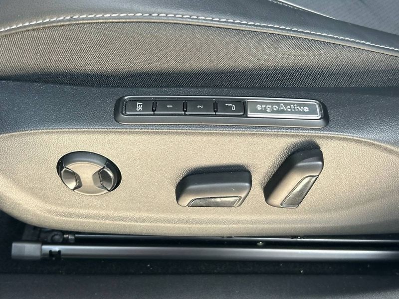 Volkswagen ID.7 Tourer (2025) 210 kW, 86 kWh Pro S People - fotka 29 z 35