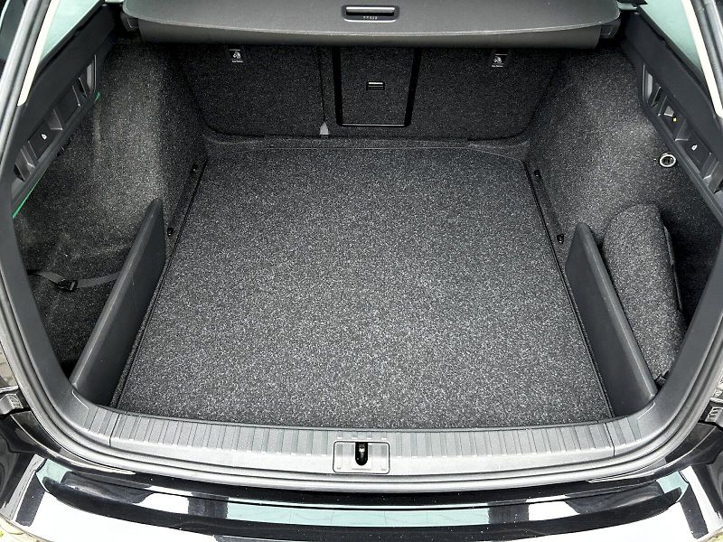 Škoda Octavia (2024) Combi 2.0 TDI 110kW DSG Top Se - fotka 30 z 35