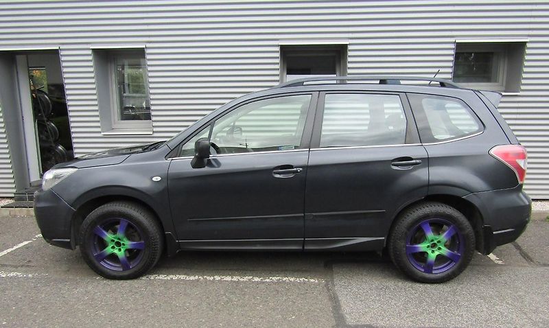 Subaru Forester (2014) 2,0D  6MT 1.maj.ČR plný servis - fotka 2 z 35