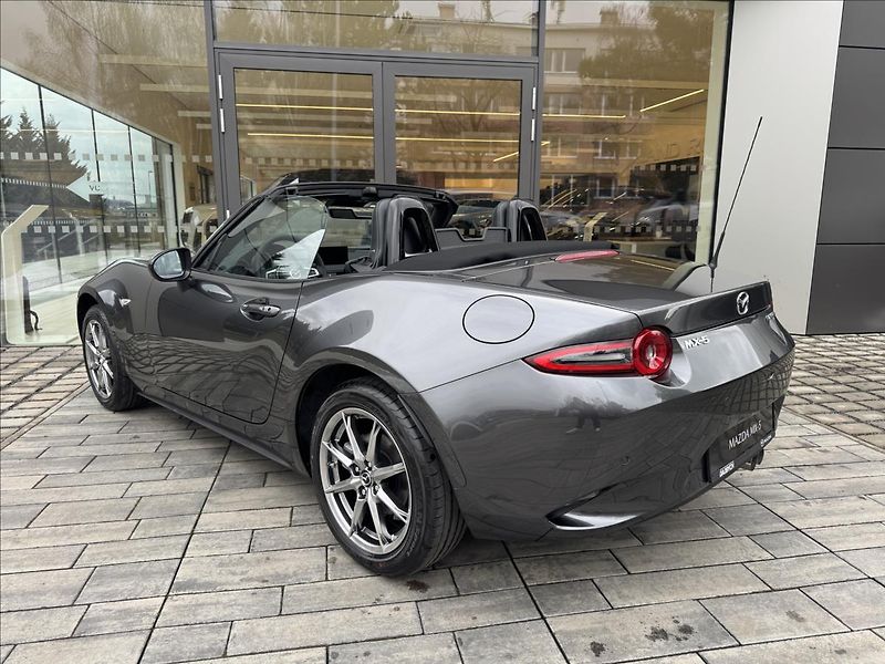 Mazda MX-5 (2025) 1,5 132ps 6MT RWD Exlusive-Lin - fotka 7 z 11