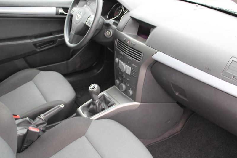 Opel Astra (2005) 1.4i 16V KLIMA EL. OKNA  ALU  - fotka 12 z 17